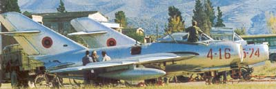 Shenyang J-5 kampfly fra det albanske luftvben