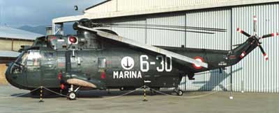 ASH-3 helikopter fra det peruanske flåde