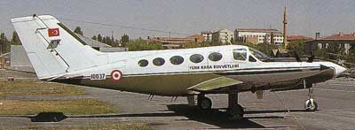 Cessna 421B fra den tyrkiske hær